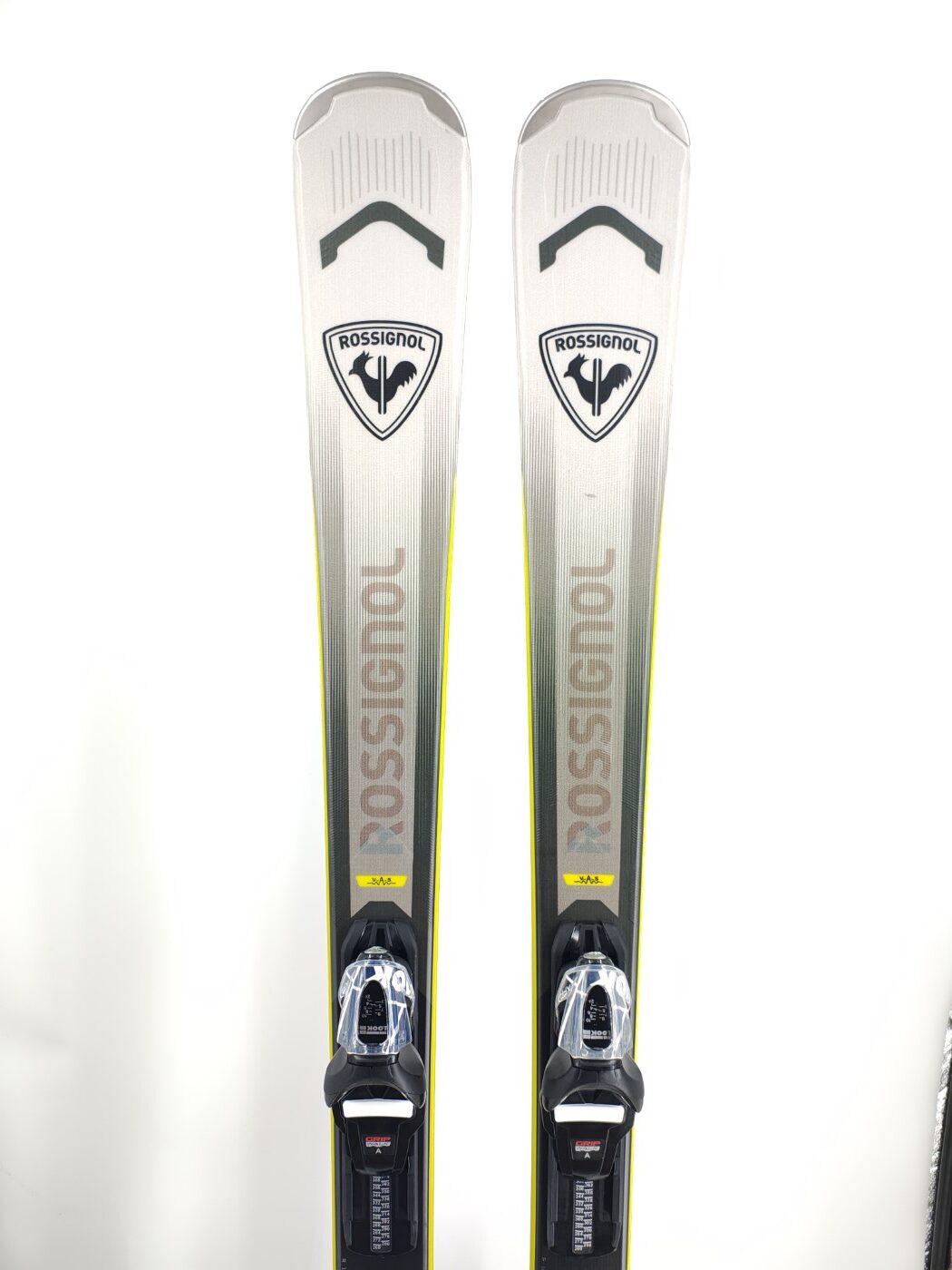 ski occasion junior dynastar team speed fixations